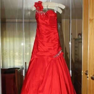 One Shoulder Red Prom Dress